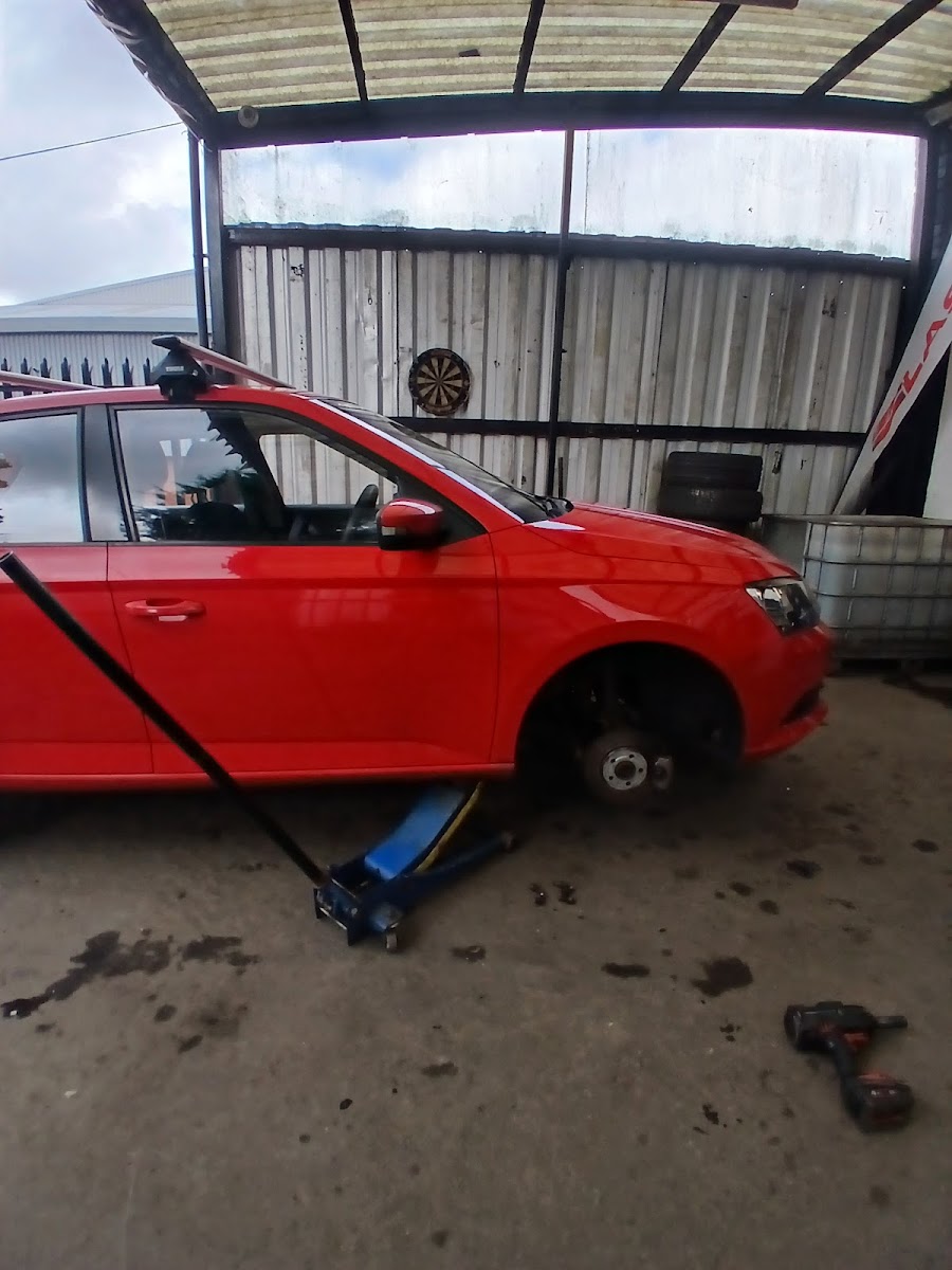 Service photo from Nil's Tyre Services