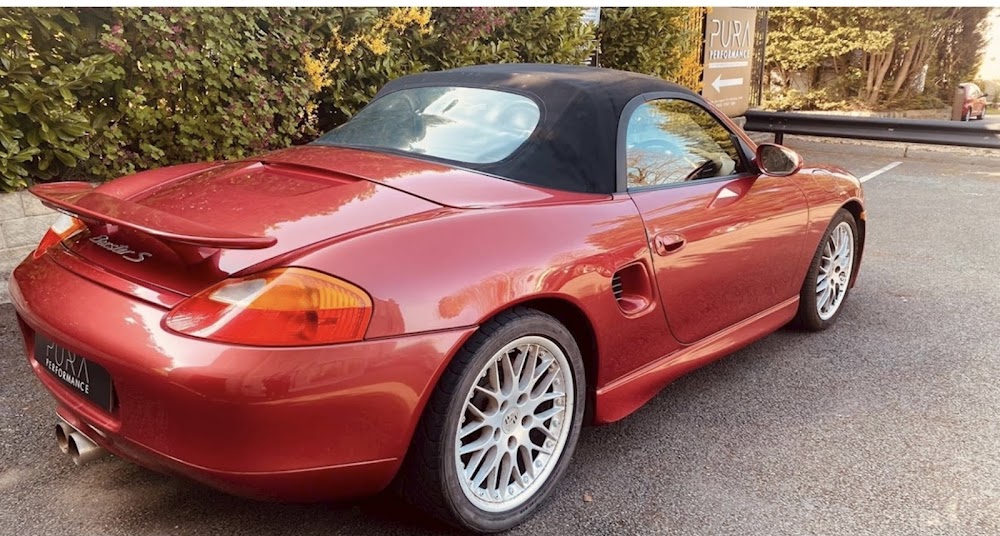 Customer vehicle photo from Nil's Tyre Services listing